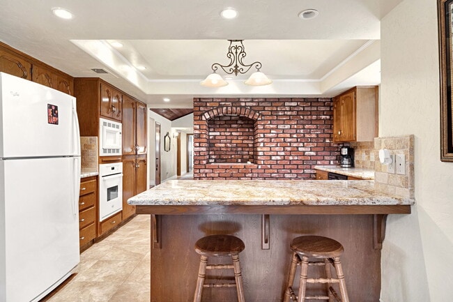Building Photo - 1607 S Timmy Ave