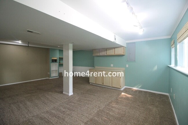 Building Photo - Blue Valley Schools w/ Wood Floors, Finish...