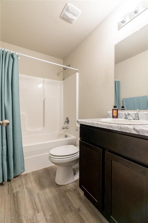 Building Photo - 4703 W Hoover Loop