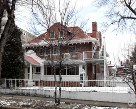 Building Photo - 750 Washington St