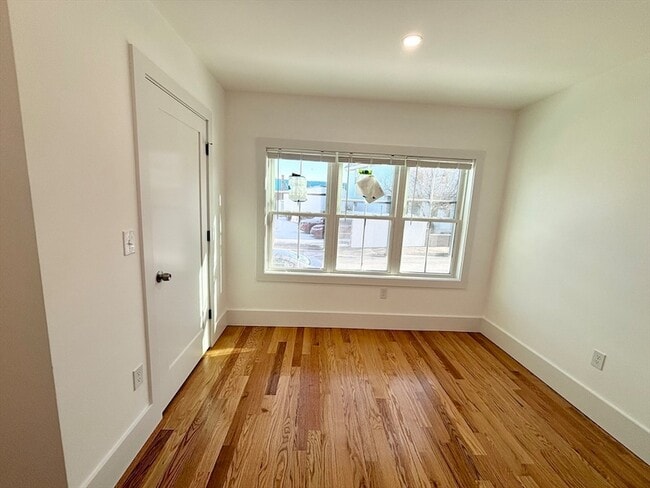 Building Photo - 134 Bow St