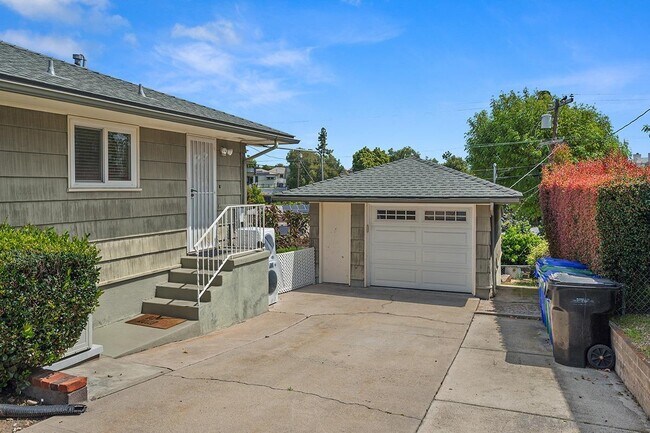 Building Photo - 4615 Rolando Blvd