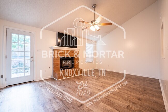 Building Photo - 7933 Dighton Way
