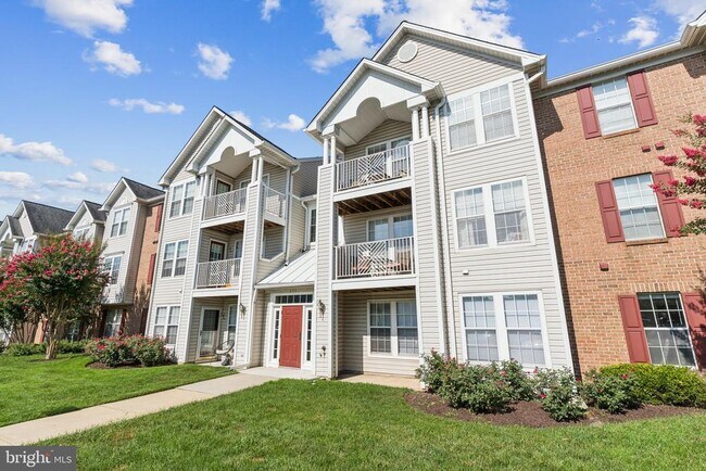 Building Photo - 699 Winding Stream Way