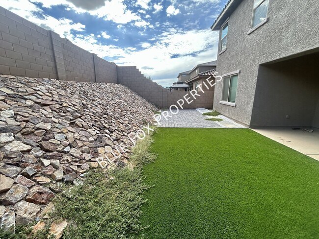Building Photo - 6973 W Jadewood Ln