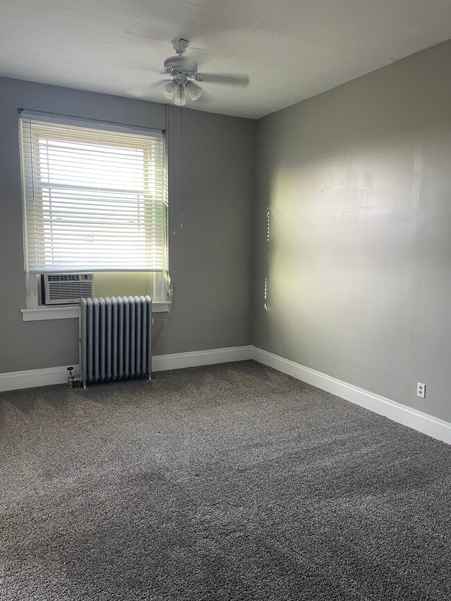Building Photo - Sunflower Estate LLC