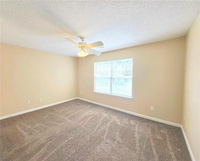 Building Photo - 119 Odyssey Turn NW