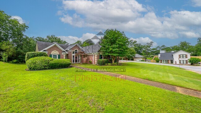 Building Photo - 2250 Rock Springs Ct