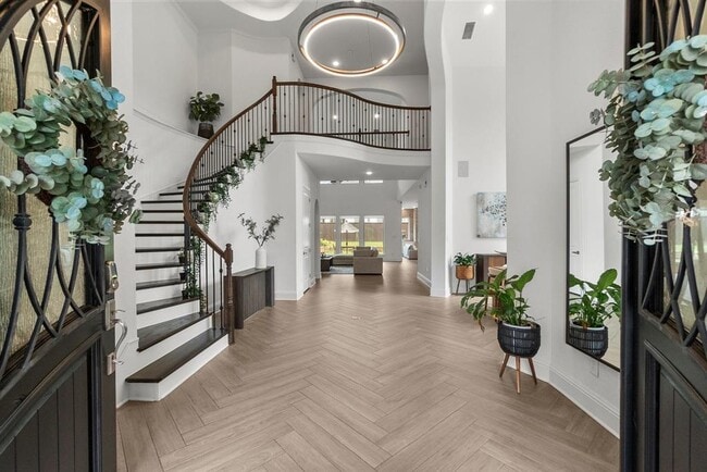 Building Photo - 62 N Curly Willow Cir