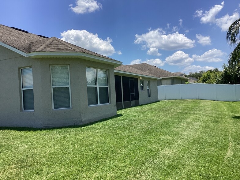 Building Photo - 1424 Mistflower Ln