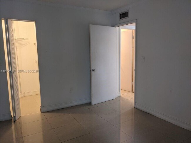 Building Photo - 7125 NW 186th St