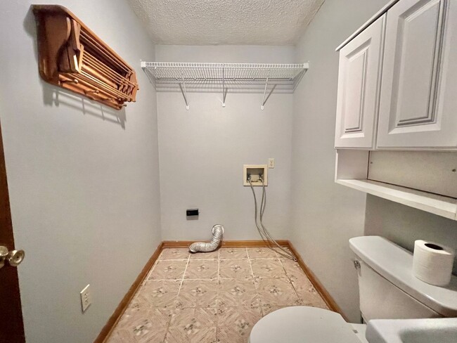 Building Photo - Fabulous house in Avondale on the East side of Tallahassee