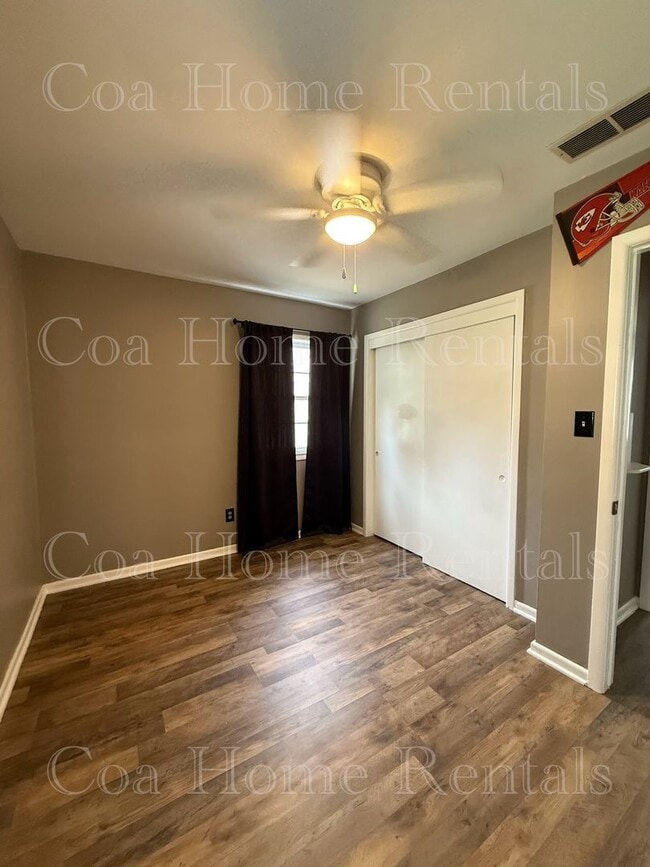 Building Photo - Derby Kansas Home