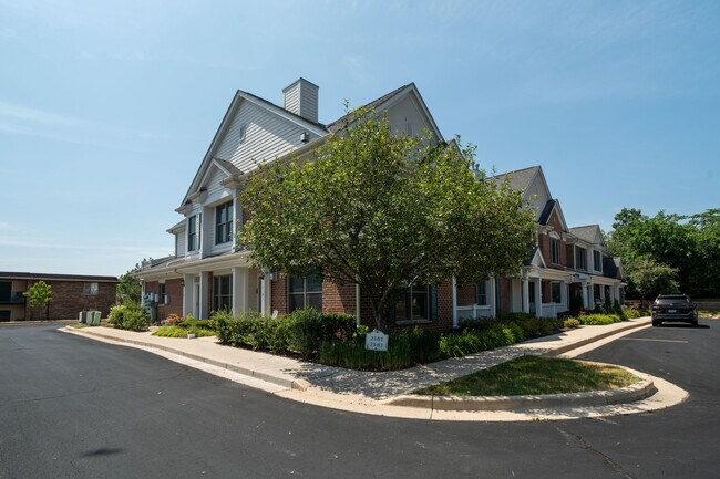 Building Photo - 2183 Norhardt Dr