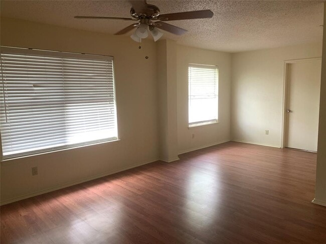 Building Photo - 14045 Maricella Ln