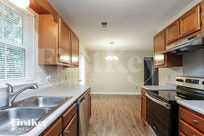 Building Photo - 954 Cornelius Rd