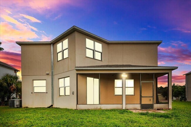 Building Photo - 1527 Angler Avenue