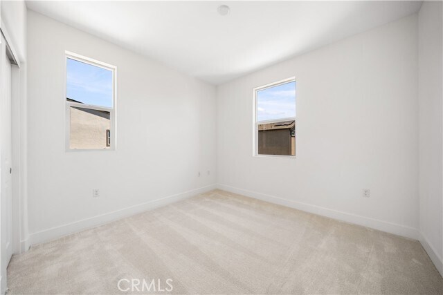 Building Photo - 410 Lobata
