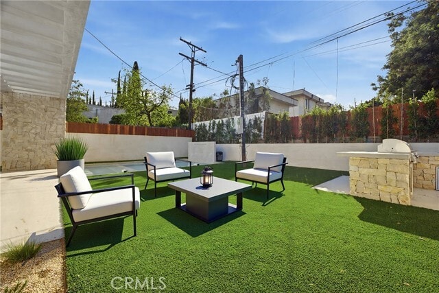 Building Photo - 4827 Stansbury Ave