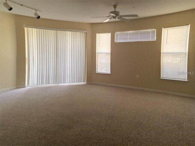 Building Photo - 1100 Lake Shadow Cir