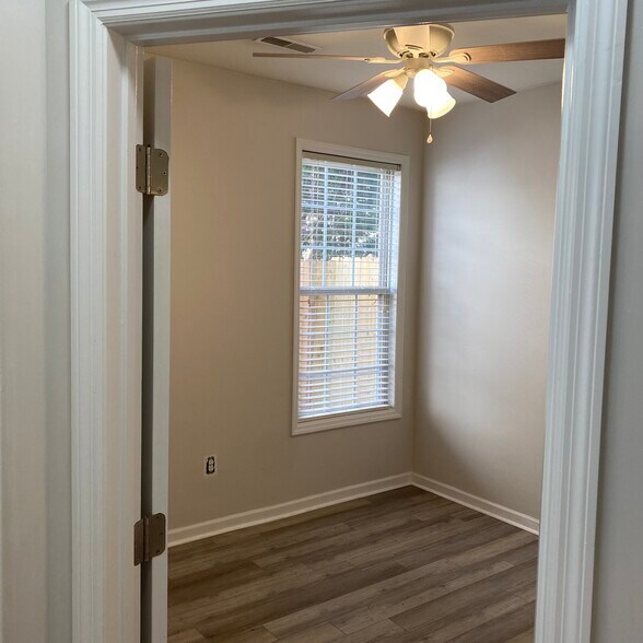 Building Photo - 2104 Baldwin Park Dr