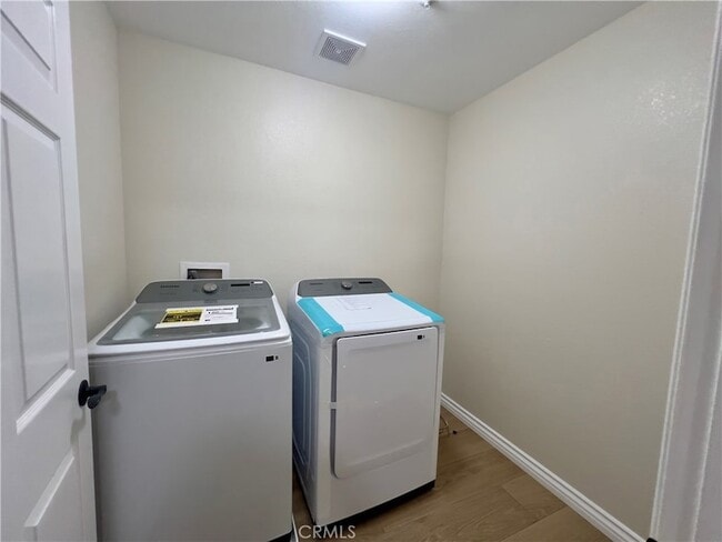 Building Photo - 25446 Sonora Loop