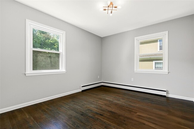 Building Photo - 125 Whittier Dr