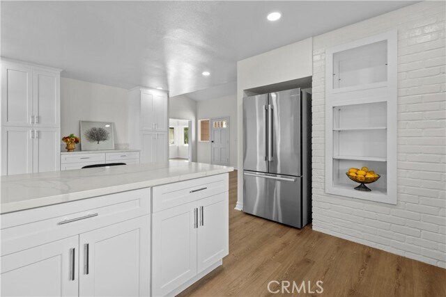 Building Photo - 2120 Palos Verdes Dr W