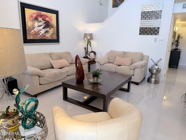 Building Photo - 6035 Bandolero Dr