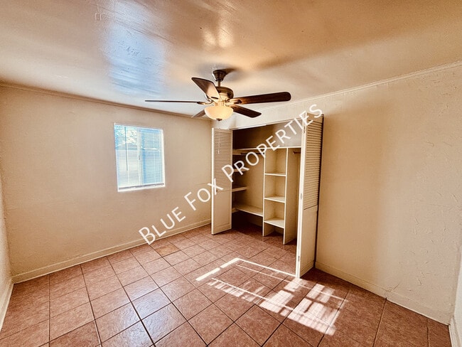 Building Photo - 3707 E Glenn St