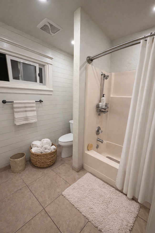 Building Photo - 28320 Serenity Path