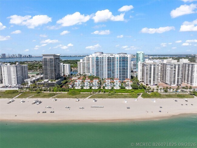 Building Photo - 5959 Collins Ave