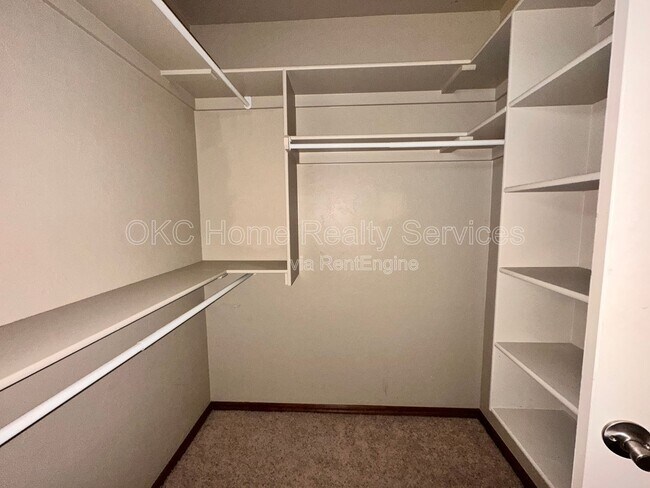 Building Photo - 13201 SW 2nd Terrace