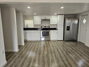 Building Photo - Coming Soon- Newly renovated 3 bedroom 1 bath mobile home