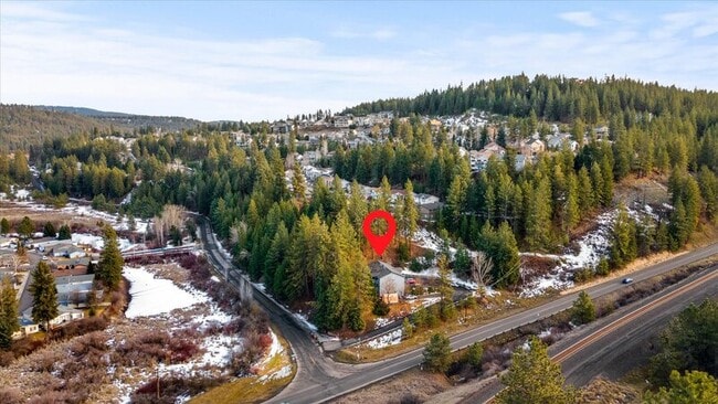 Building Photo - 1325 W Qualchan Dr