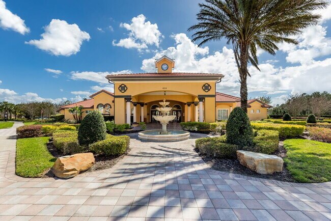 Building Photo - Providence Golf Community Home!