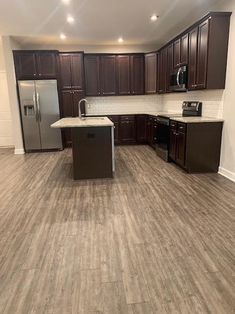 Building Photo - 1308 Russell Springs Dr