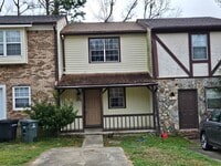 Building Photo - 1575 Jacks Dr