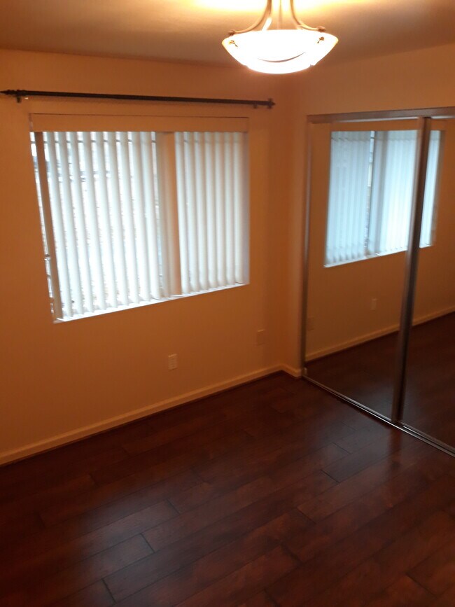 Building Photo - 70 Dion Ct