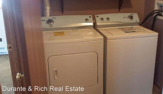 Building Photo - 1 br, 1 bath House - 1343 Cunat Ct #1B