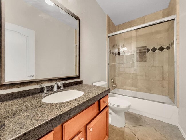 Building Photo - 261 N Nash Way