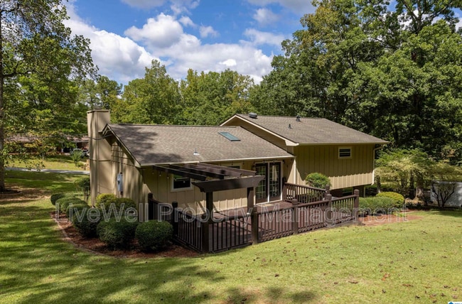 Building Photo - 115 Valley Ln