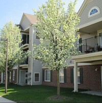 Building Photo - 14208 Pinehurst Ln