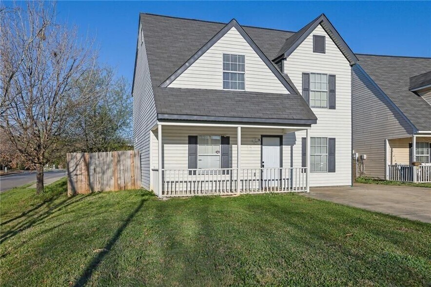 Building Photo - 15 Brighton Ct SE