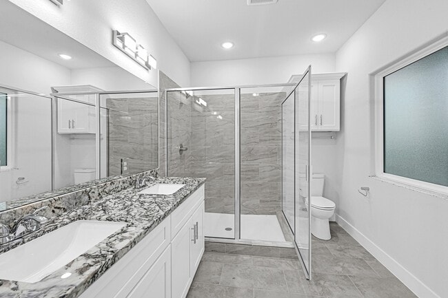 Building Photo - 4677 Bellfort Ave