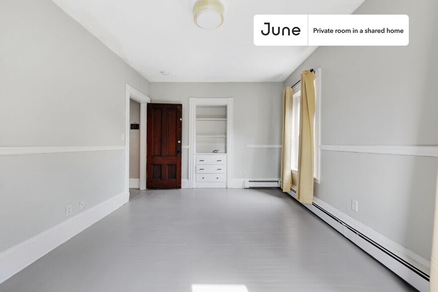 Building Photo - Room in Shared 4 bed/2 bath home