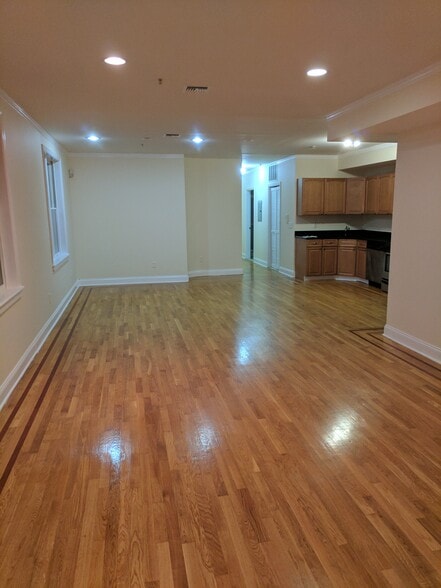 Building Photo - 4407 Palisade Ave