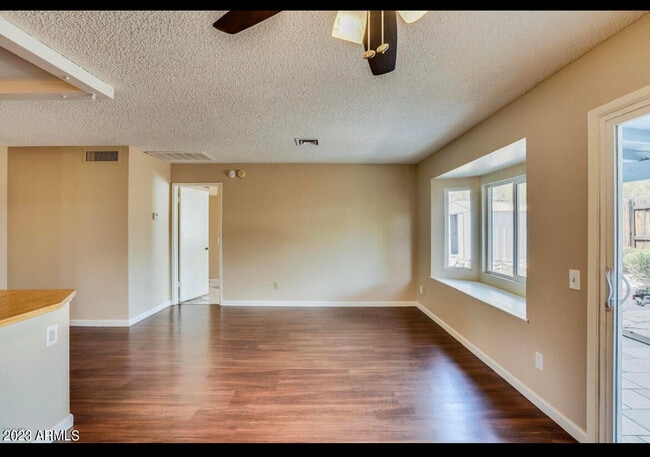 Building Photo - 20621 N 31st Ave