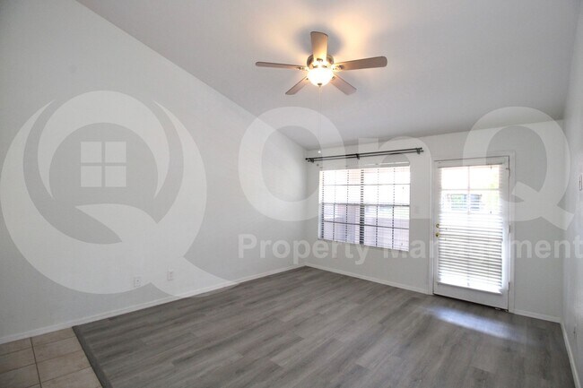 Building Photo - 5950 N 78th St
