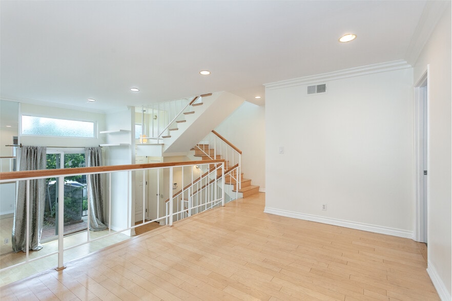 Open Living and Dining Room - 5353 Corteen Plz